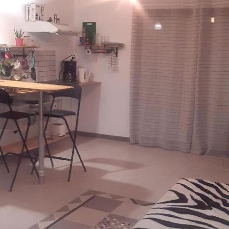 Studio Bonne Nuit Bourg-Saint-Bernard Bagian luar foto